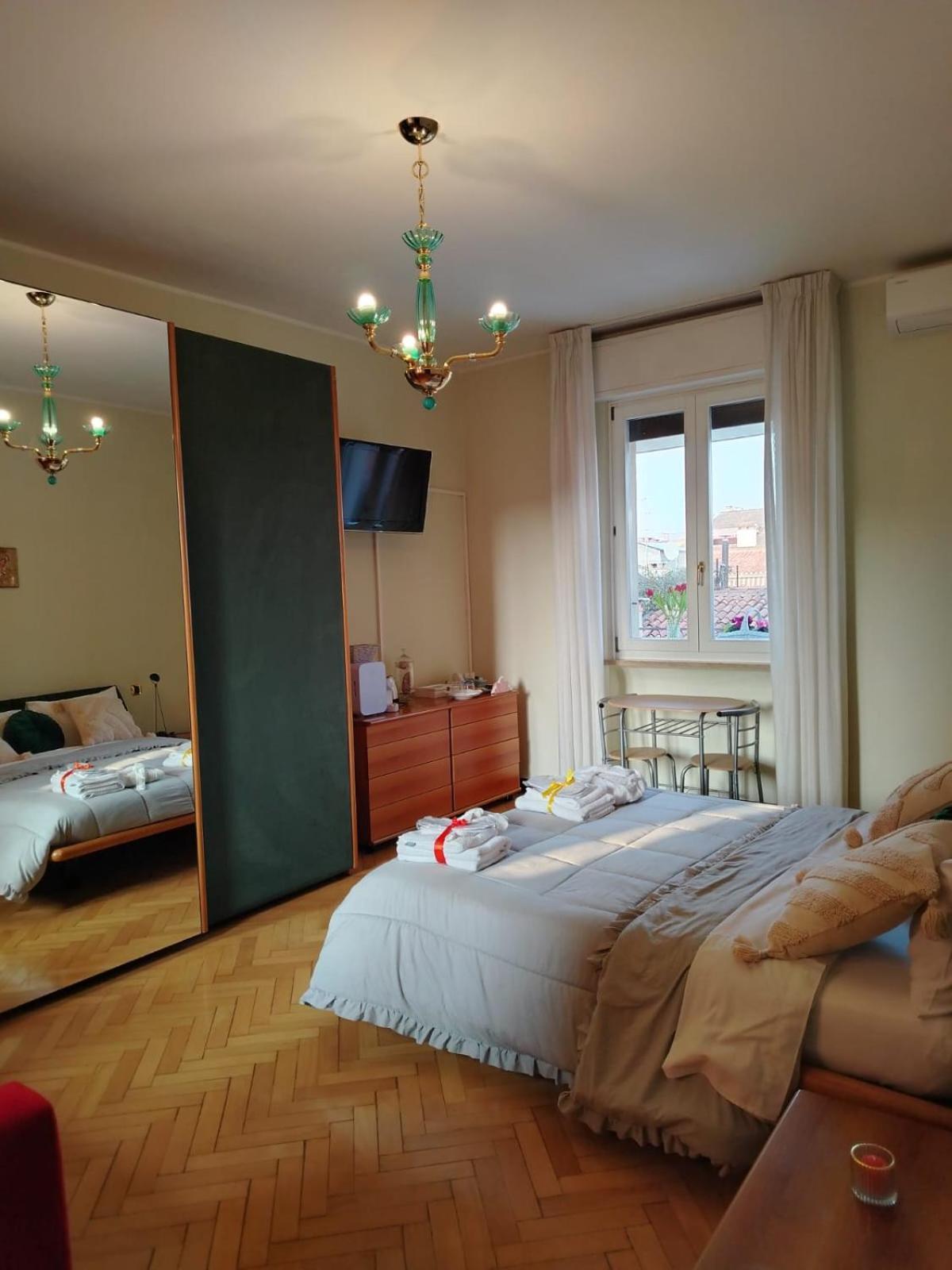 B&B Califano- 2 Leoni Verona Exteriör bild